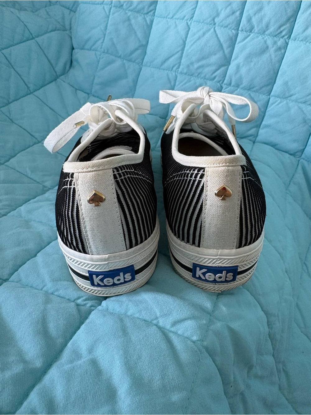 ♠️ Cute Black and White Sneakers by Keds X Kate Spade - Picture 5 of 8